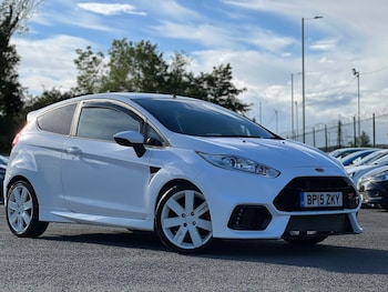 Used Ford Fiesta 2015 for sale - 78596190: Photo