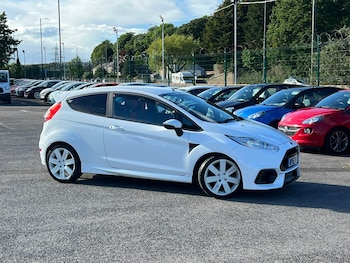 Used Ford Fiesta 2015 for sale - 78596190: Photo