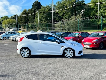 Used Ford Fiesta 2015 for sale - 78596190: Photo