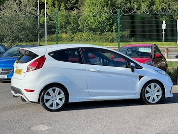 Used Ford Fiesta 2015 for sale - 78596190: Photo