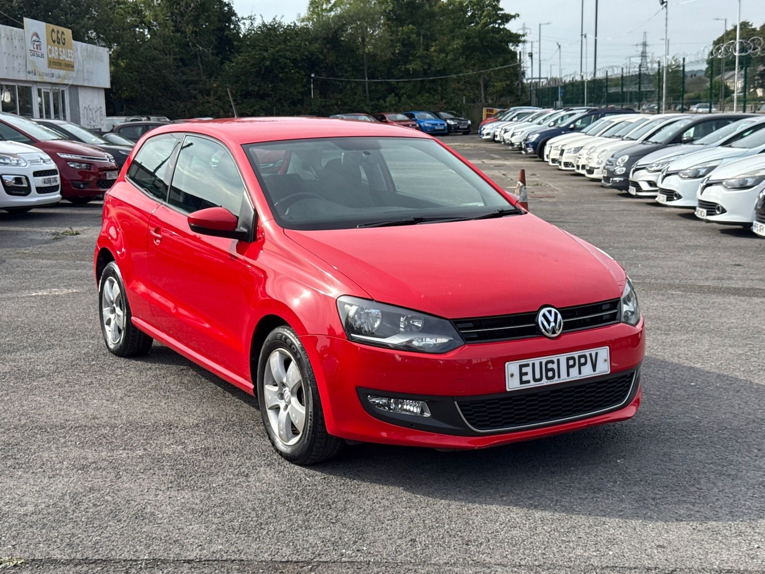 Used Volkswagen Polo 2012 for sale - 76437112: Photo 1
