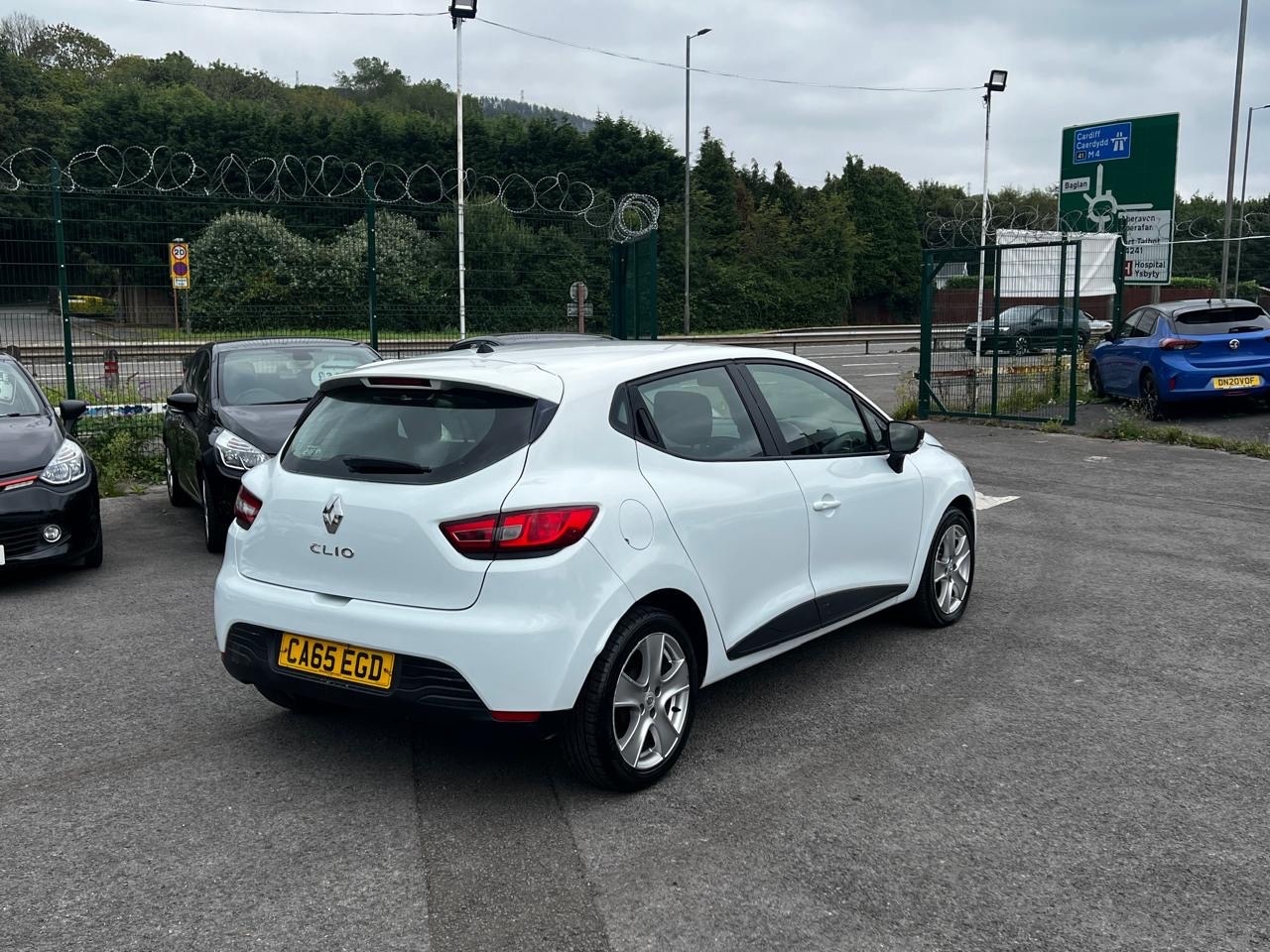 Used Renault Clio 2015 for sale - 77207507: Photo 6