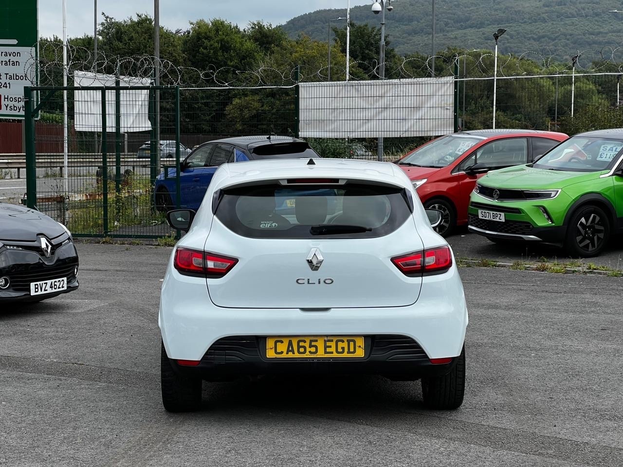 Used Renault Clio 2015 for sale - 77207507: Photo 8