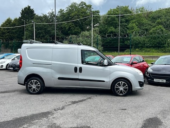 Used Vauxhall Combo 2017 for sale - 79368824: Photo