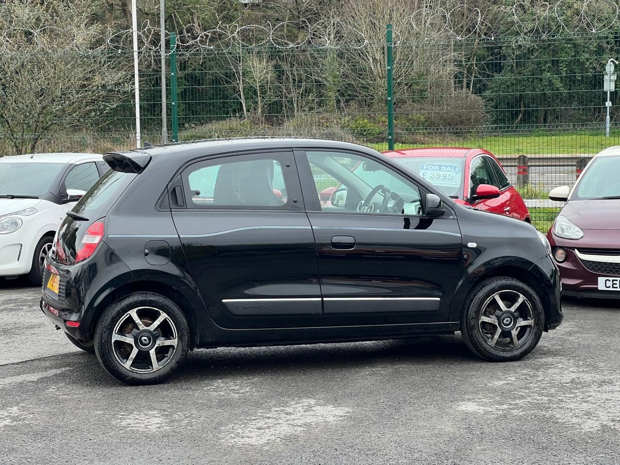 Used Renault Twingo 2016 for sale - 78106421: Photo 2