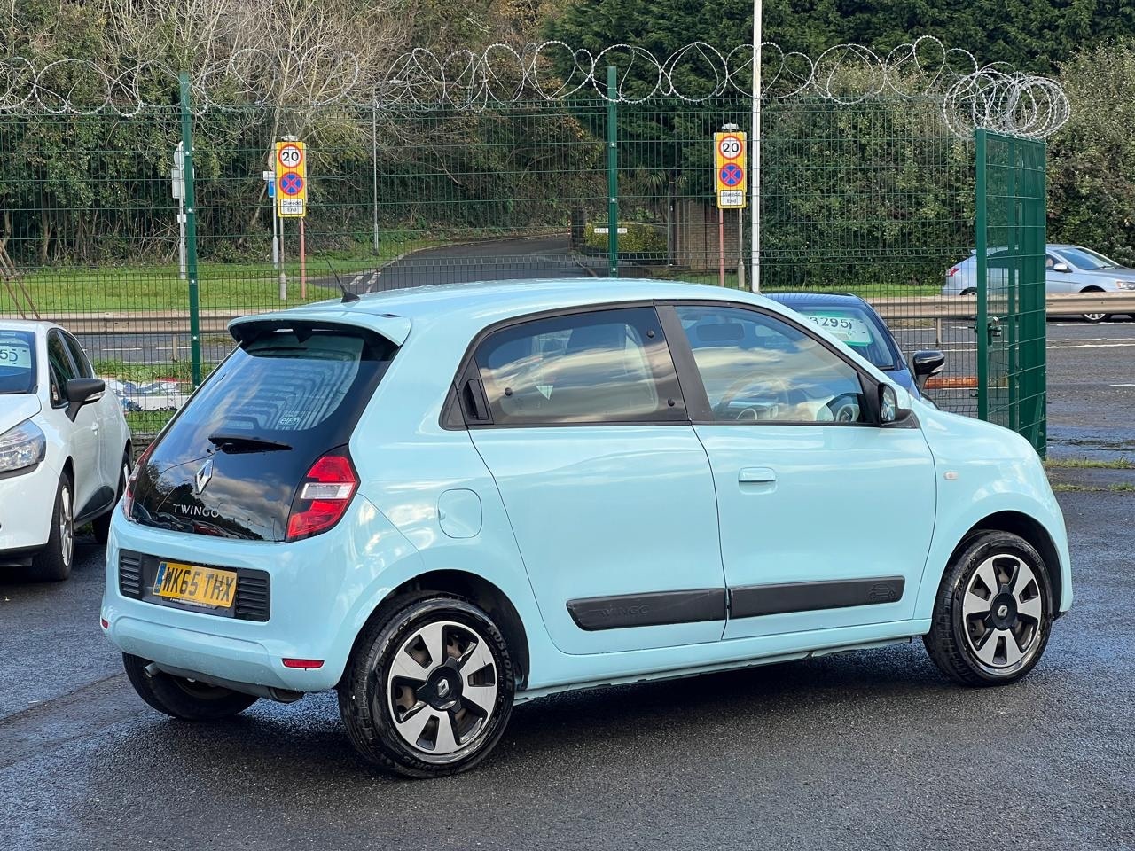 Used Renault Twingo 2015 for sale - 78121513: Photo 2