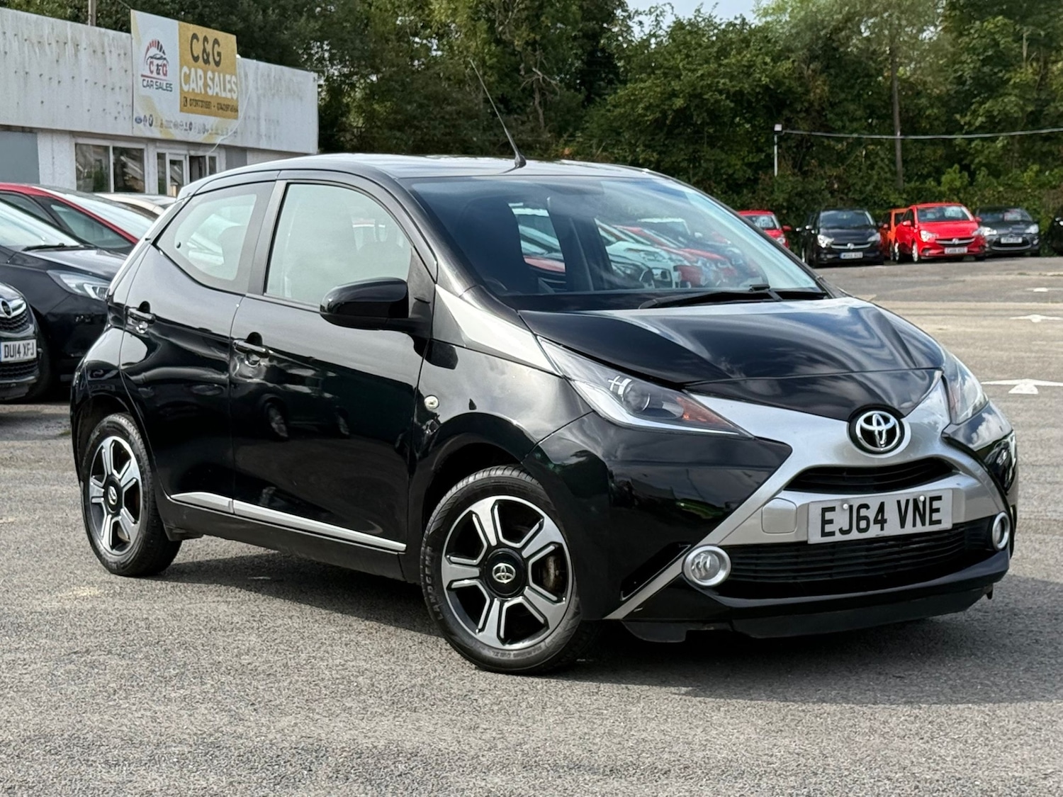Used Toyota AYGO 2015 for sale - 76437114: Photo 1