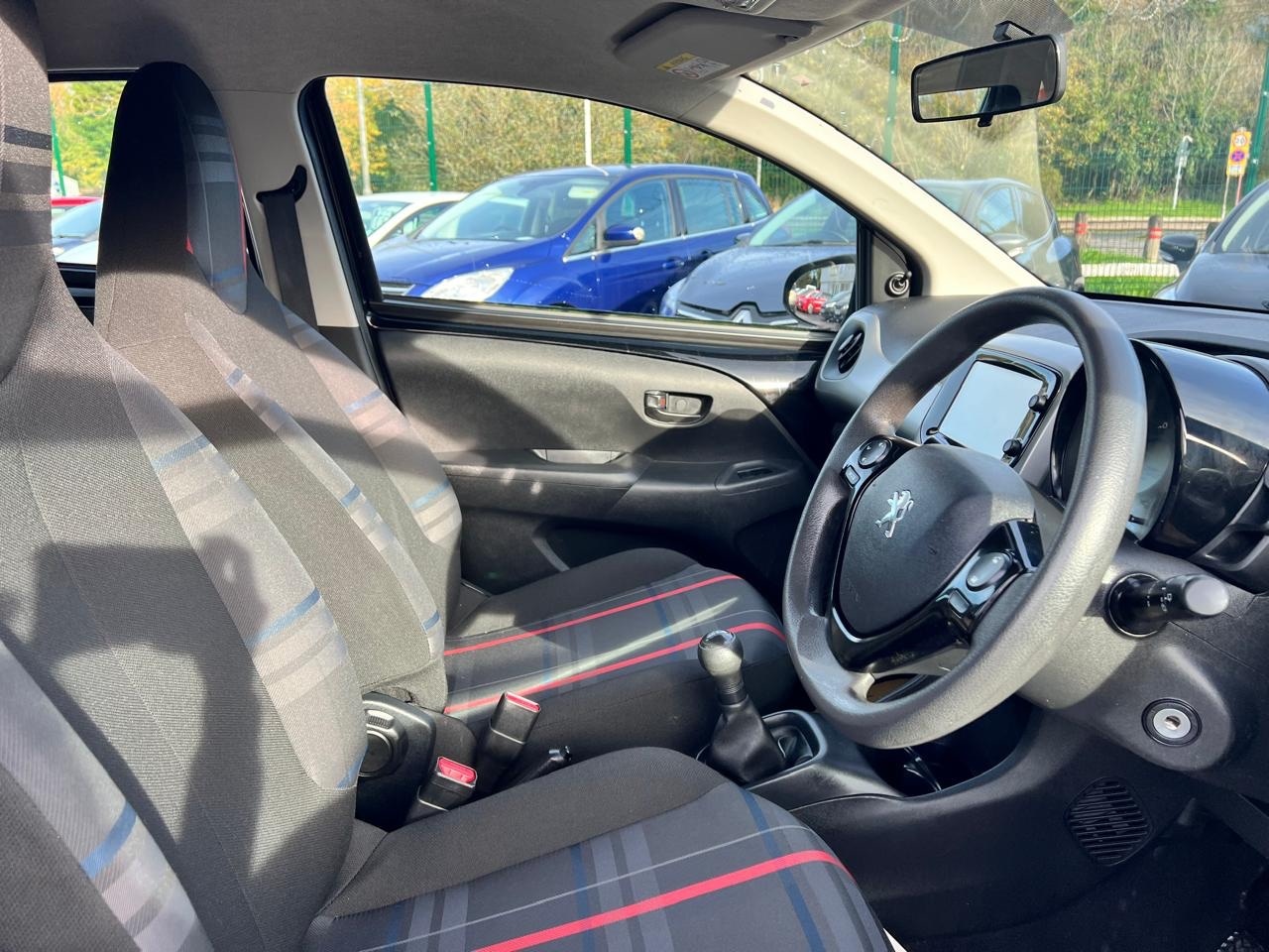 Used Peugeot 108 2016 for sale - 76577738: Photo 12