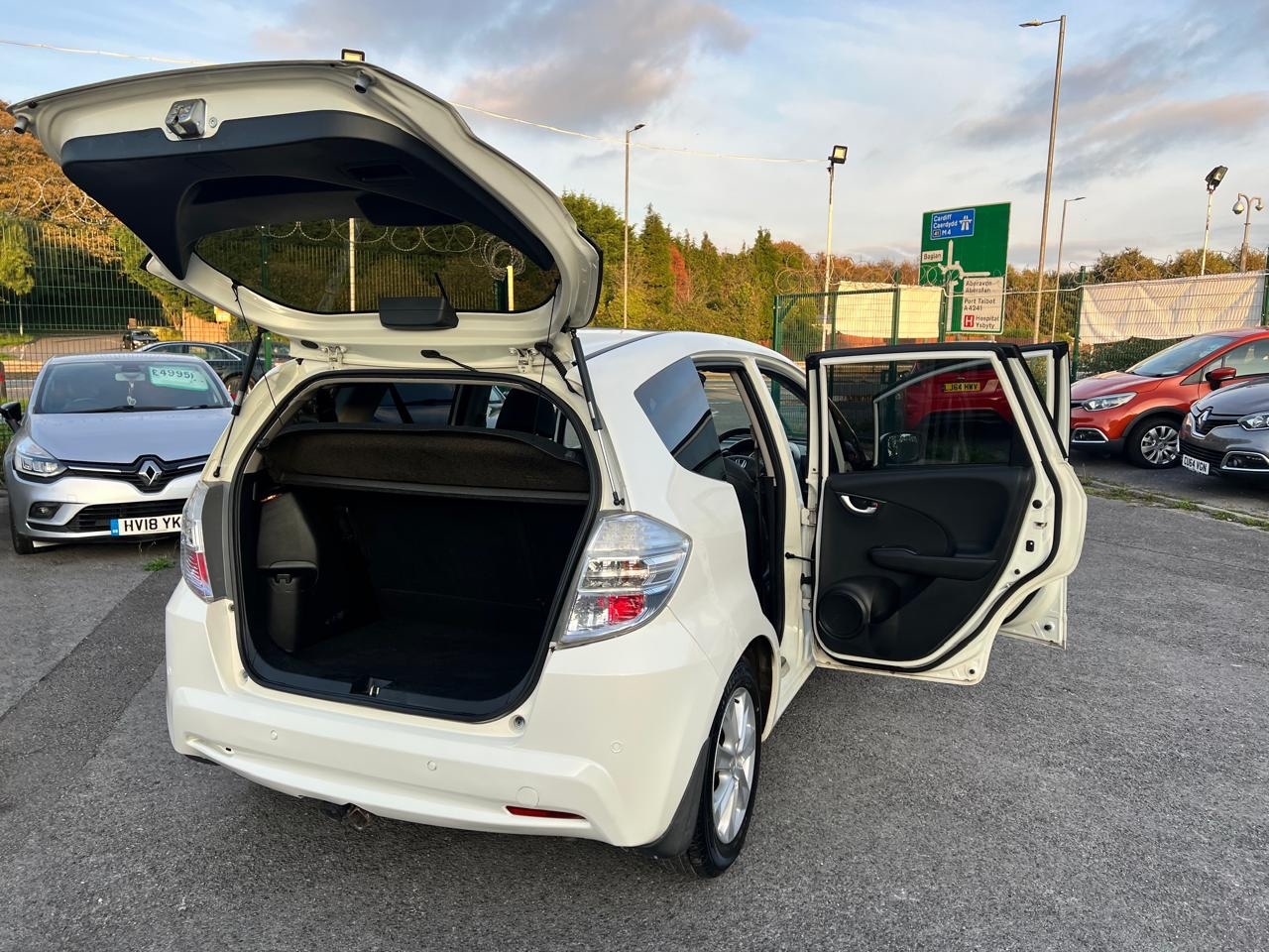 Used Honda Jazz 2012 for sale - 76491833: Photo 18