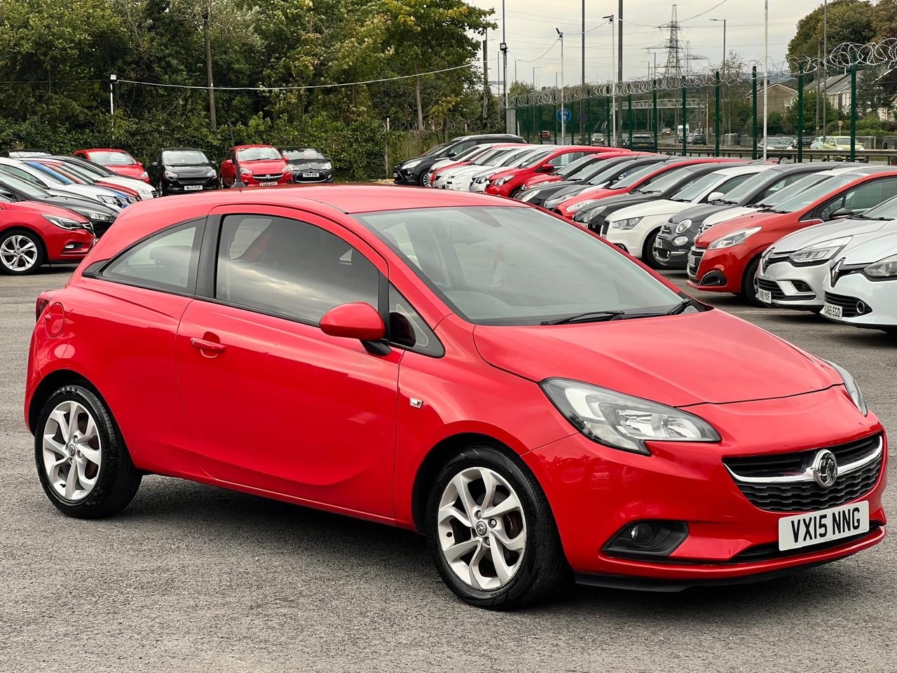 Used Vauxhall Corsa 2015 for sale - 76135830: Photo 2