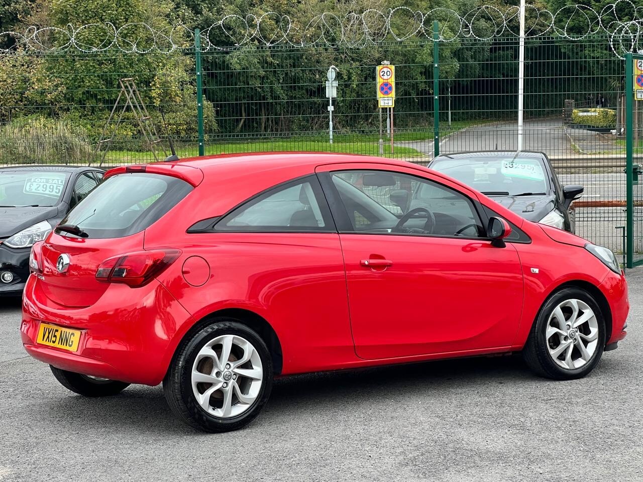 Used Vauxhall Corsa 2015 for sale - 76135830: Photo 4