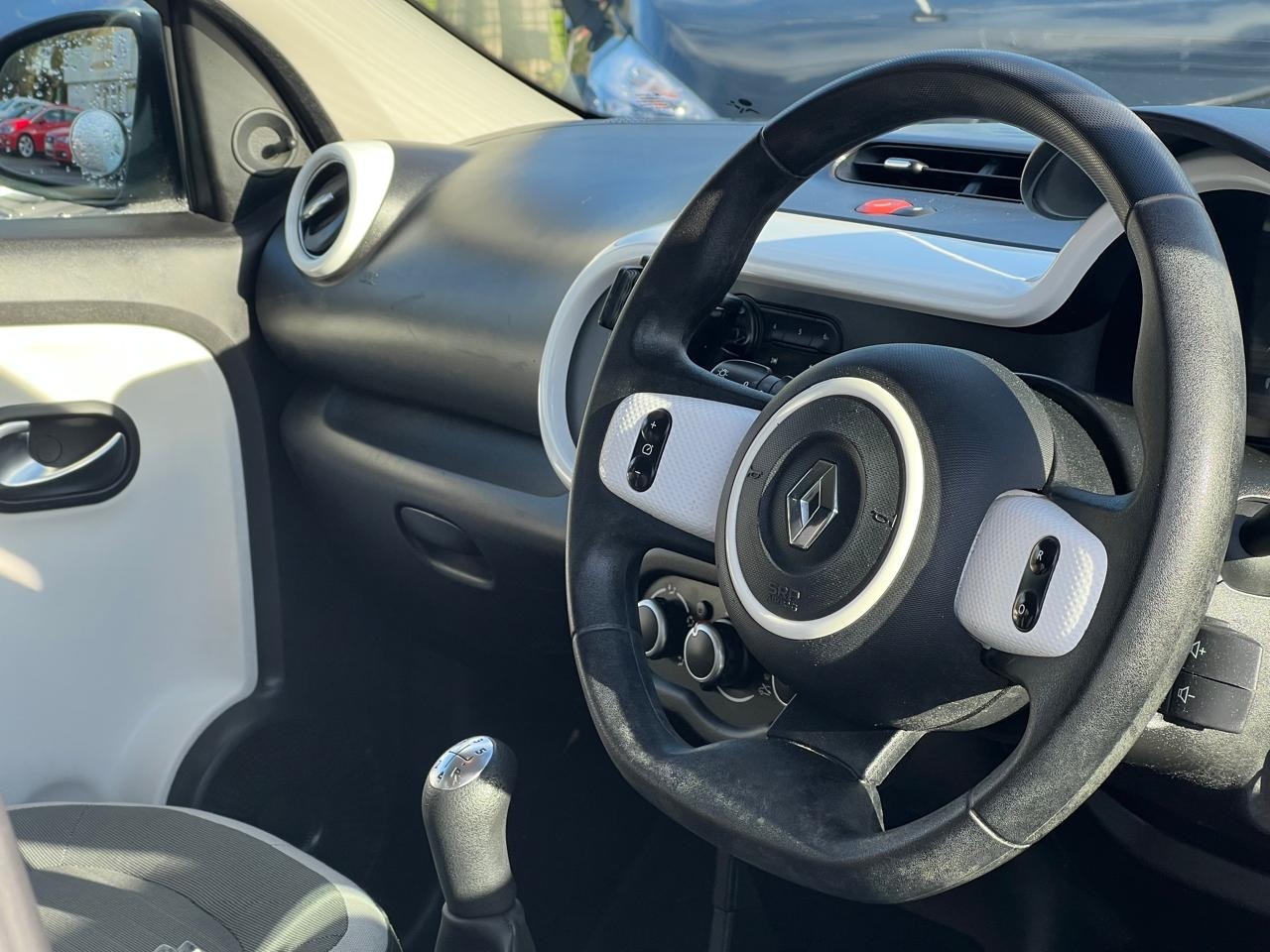 Used Renault Twingo 2015 for sale - 76762270: Photo 12