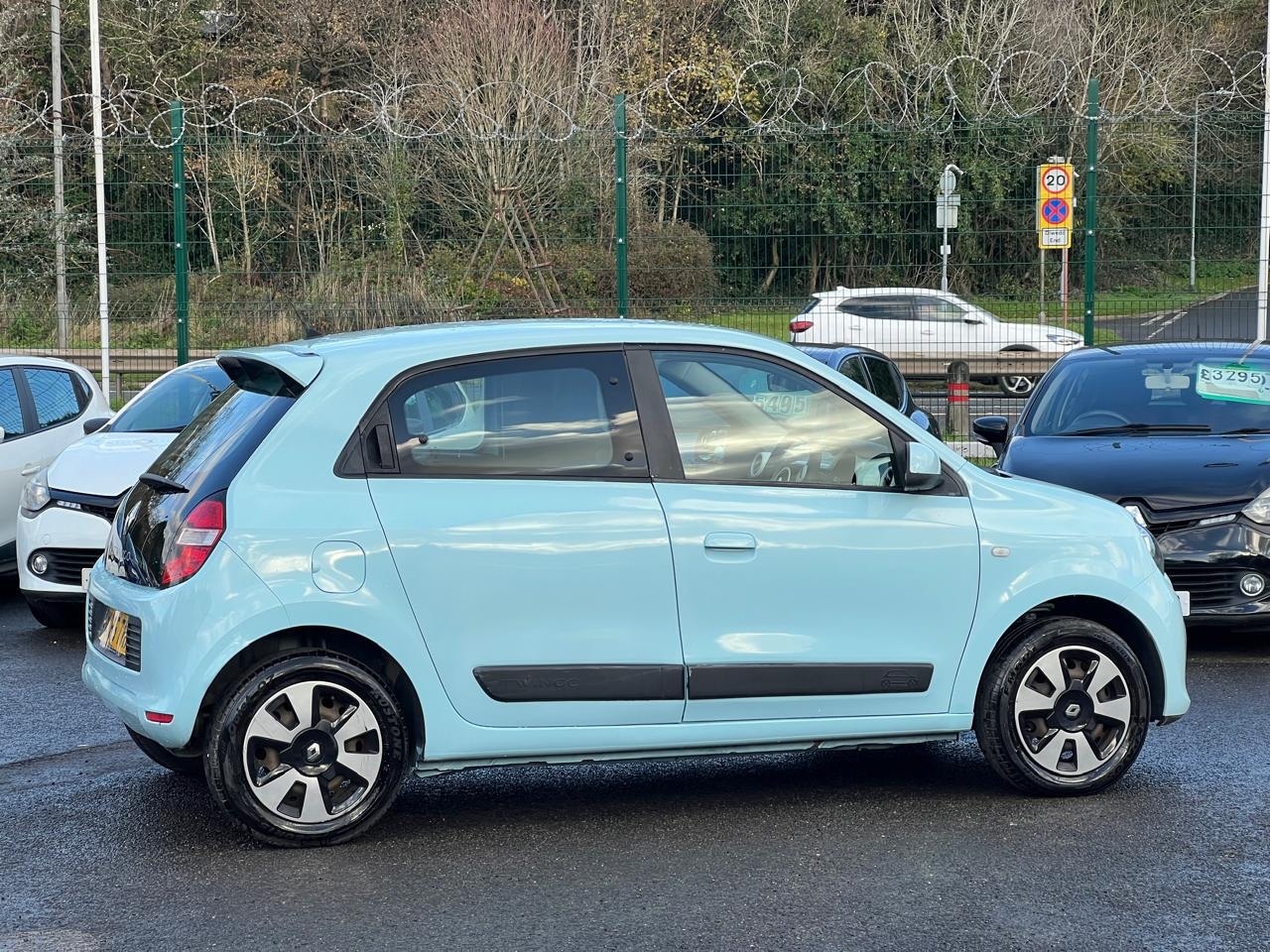 Used Renault Twingo 2015 for sale - 76762270: Photo 3