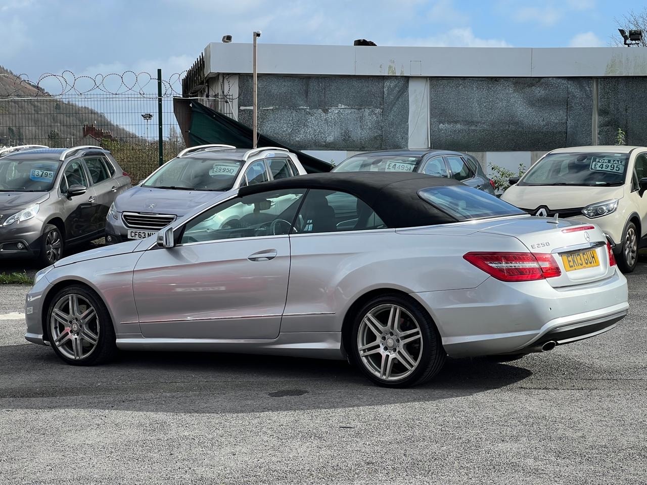 Used Mercedes-Benz E Class 2013 for sale - 77974761: Photo 10