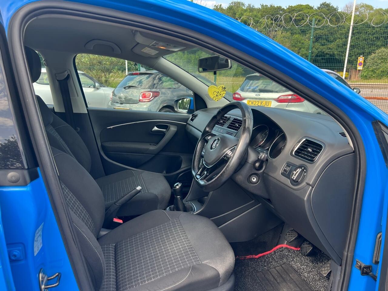 Used Volkswagen Polo 2014 for sale - 76330120: Photo 7