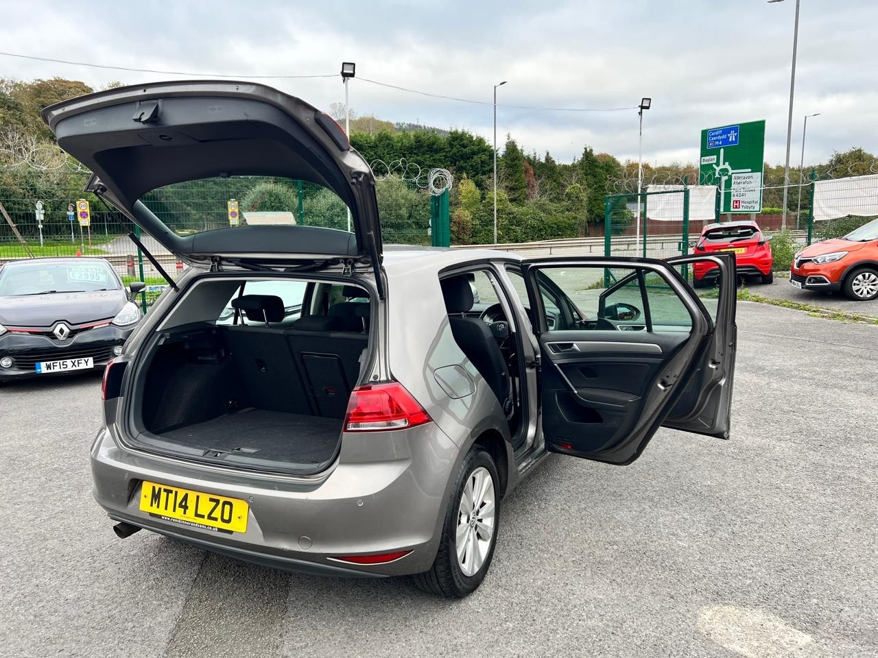 Used Volkswagen Golf 2014 for sale - 76403191: Photo 13