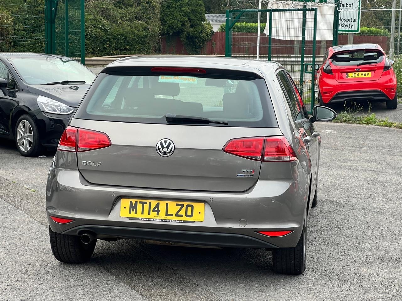 Used Volkswagen Golf 2014 for sale - 76403191: Photo 4