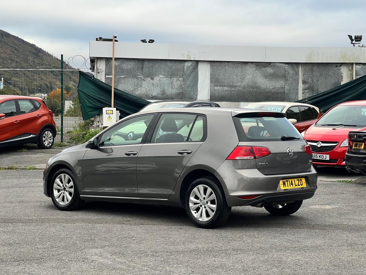 Used Volkswagen Golf 2014 for sale - 76403191: Photo 5