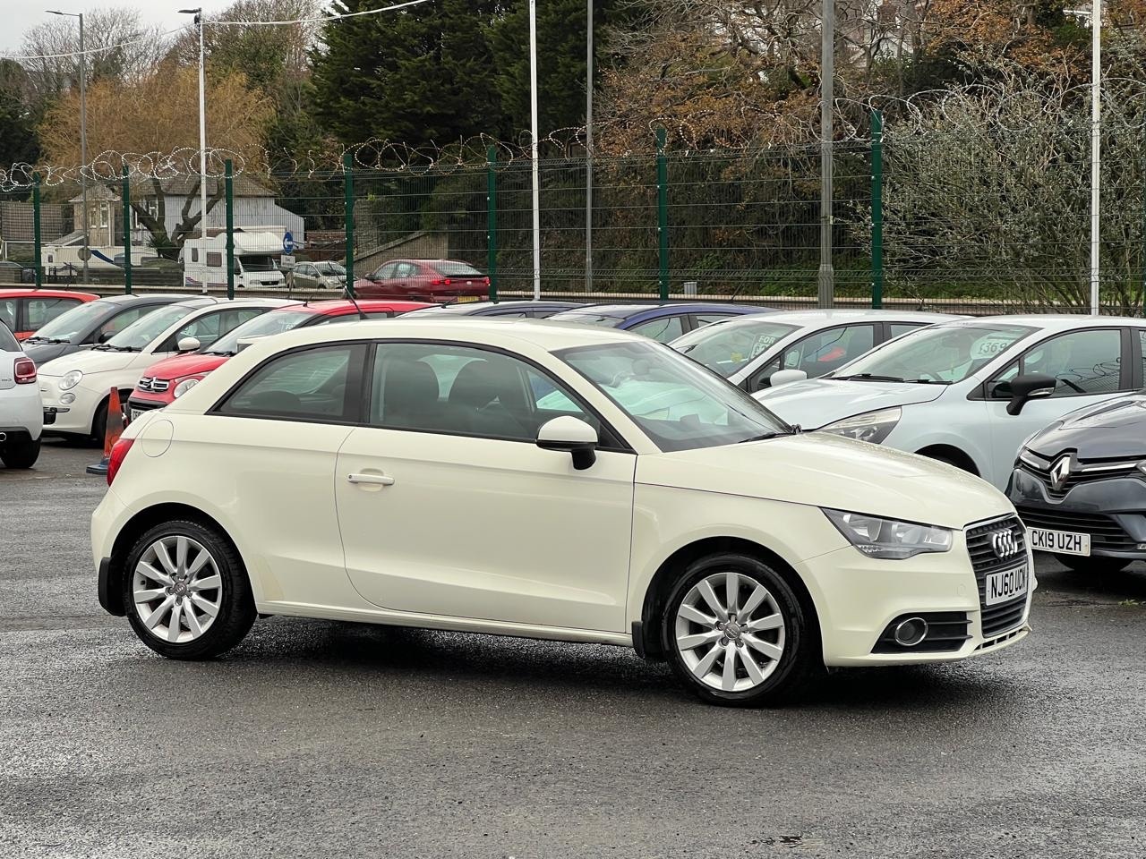 Used Audi A1 2011 for sale - 77743966: Photo 3