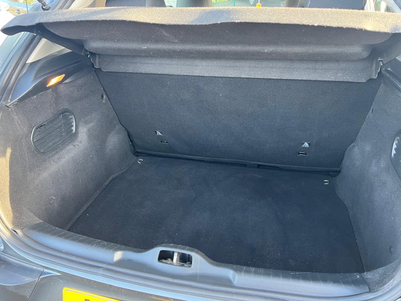 Used Citroen C4 Cactus 2015 for sale - 78210286: Photo 22