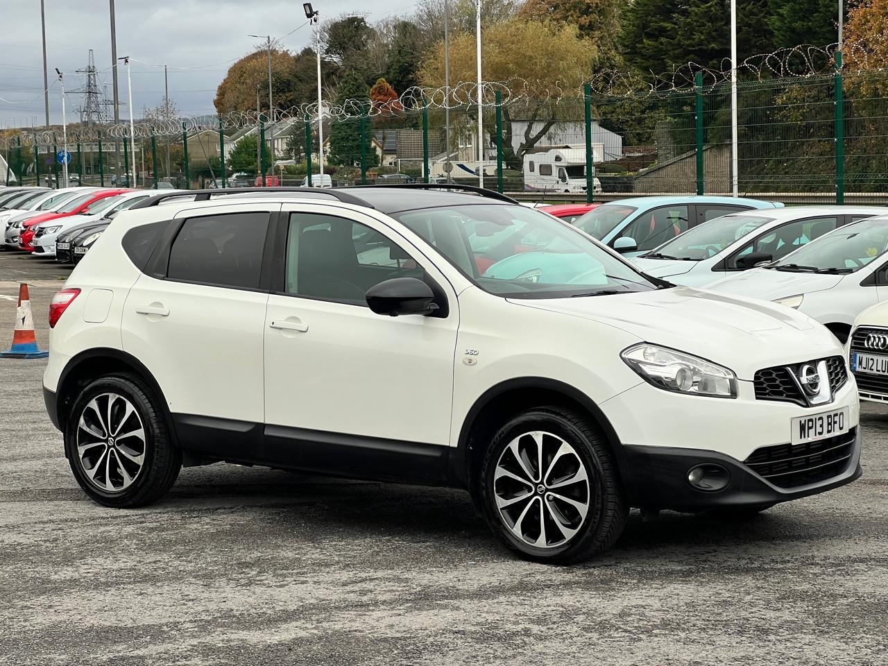 Used Nissan Qashqai 2013 for sale - 76544371: Photo 2