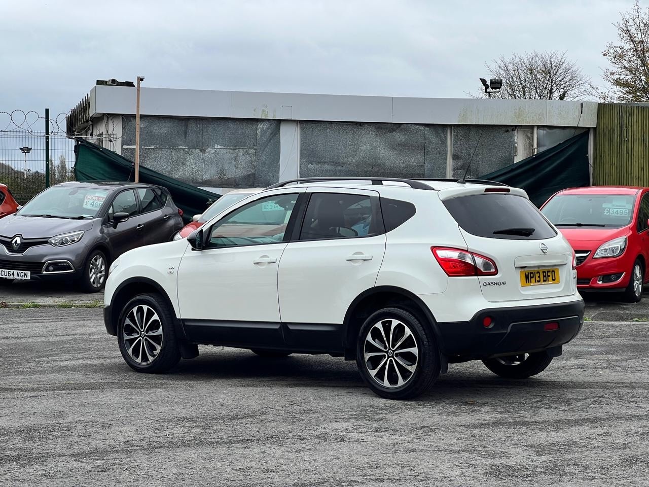 Used Nissan Qashqai 2013 for sale - 76544371: Photo 6