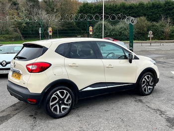 Used Renault Captur 2014 for sale - 76590224: Photo