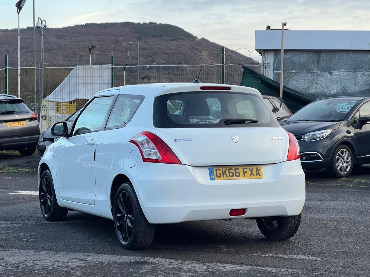 Used Suzuki Swift 2016 for sale - 77149248: Photo 8