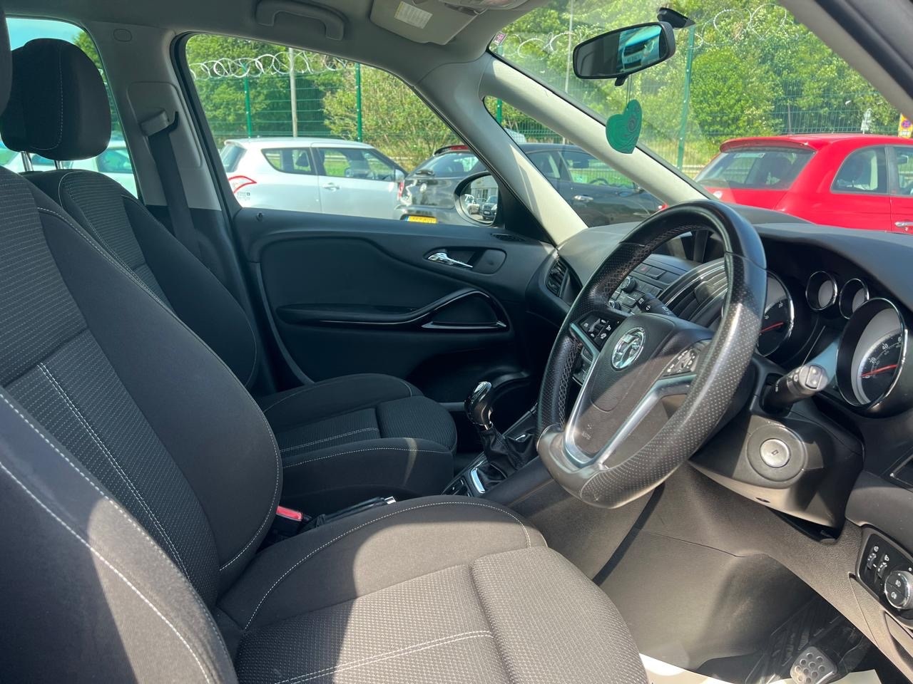 Used Vauxhall Zafira 2014 for sale - 76612184: Photo 12
