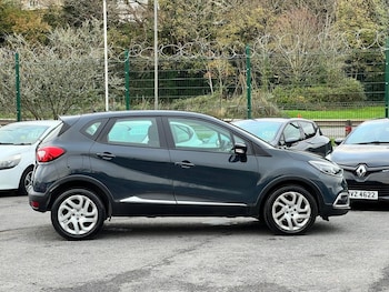 Used Renault Captur 2017 for sale - 76599969: Photo