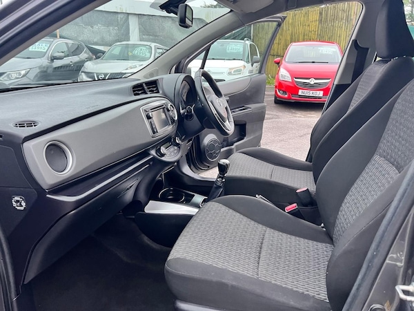 Used Toyota Yaris 2014 for sale - 76012053: Photo 11