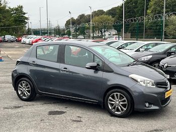 Used Toyota Yaris 2014 for sale - 76012053: Photo 3