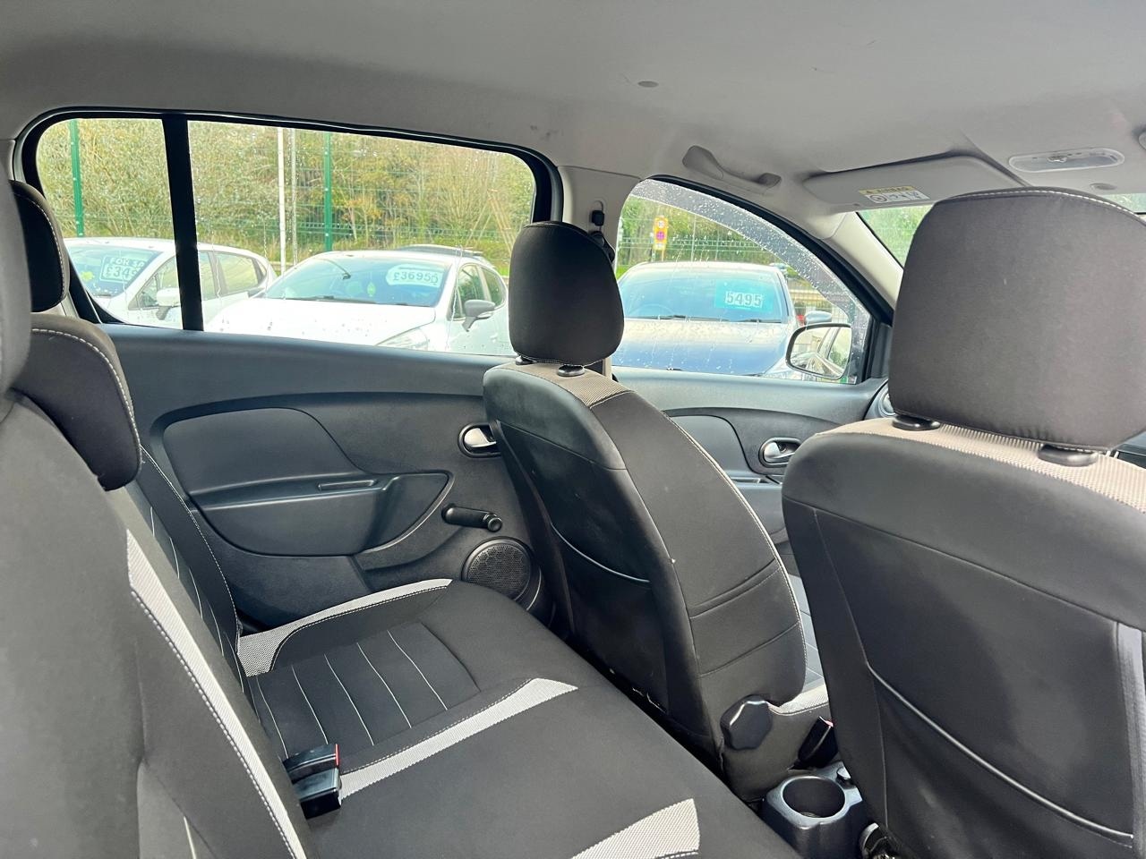 Used Dacia Sandero Stepway 2017 for sale - 76693139: Photo 18