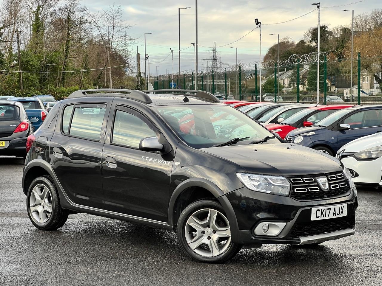 Used Dacia Sandero Stepway 2017 for sale - 76693139: Photo 3