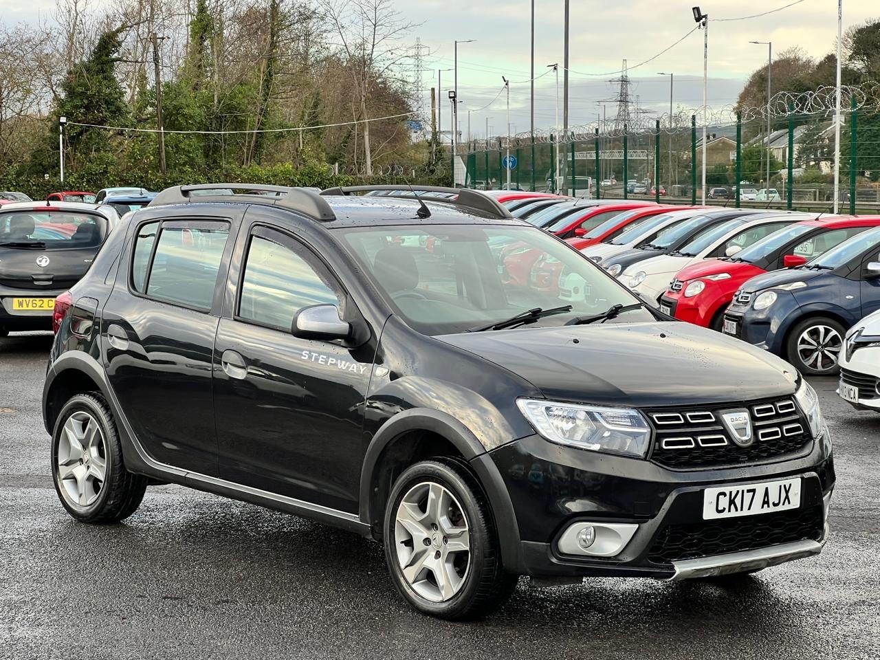 Used Dacia Sandero Stepway 2017 for sale - 76693139: Photo 4