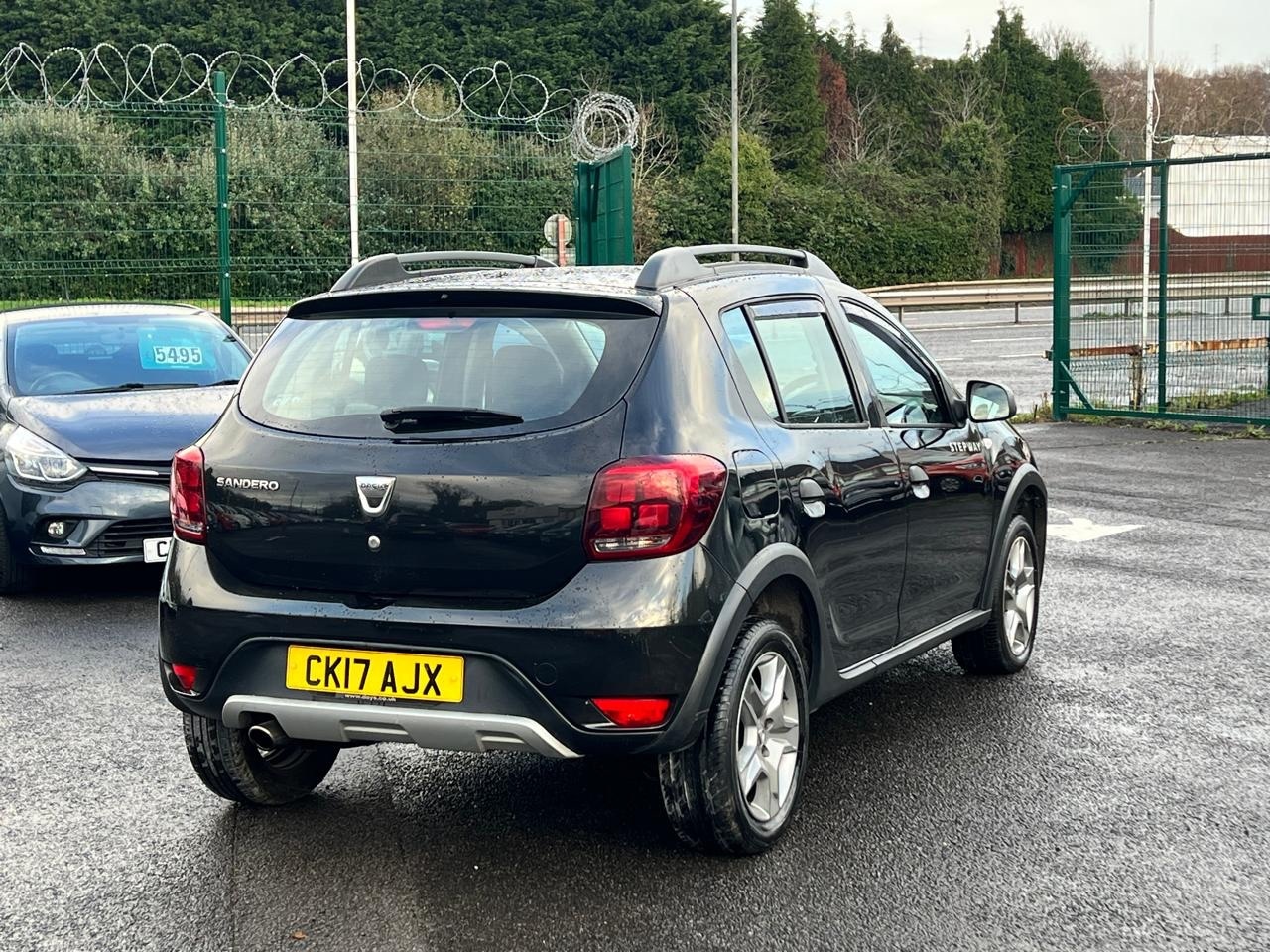 Used Dacia Sandero Stepway 2017 for sale - 76693139: Photo 8