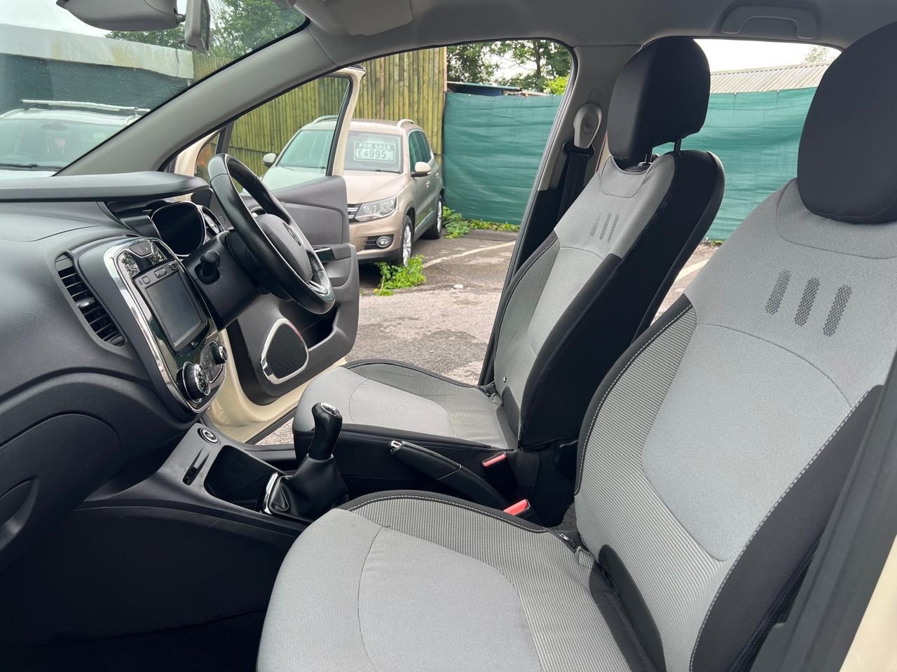 Used Renault Captur 2017 for sale - 77832071: Photo 15