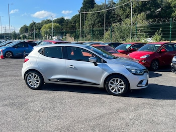 Used Renault Clio 2017 for sale - 79308875: Photo