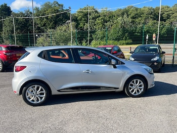 Used Renault Clio 2017 for sale - 79308875: Photo