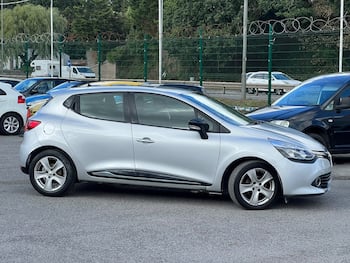 Used Renault Clio 2015 for sale - 79842030: Photo