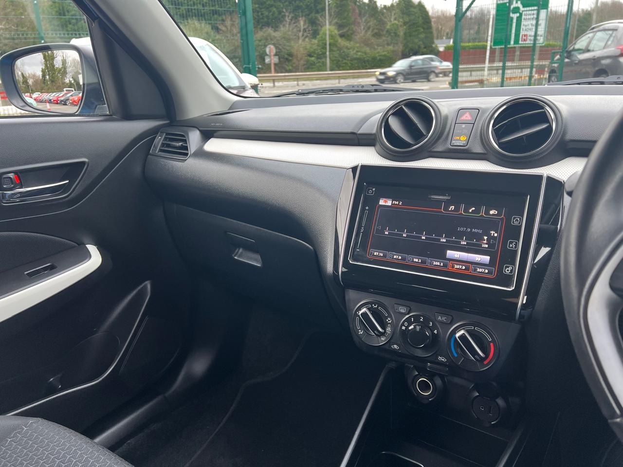 Used Suzuki Swift 2018 for sale - 77406550: Photo 19