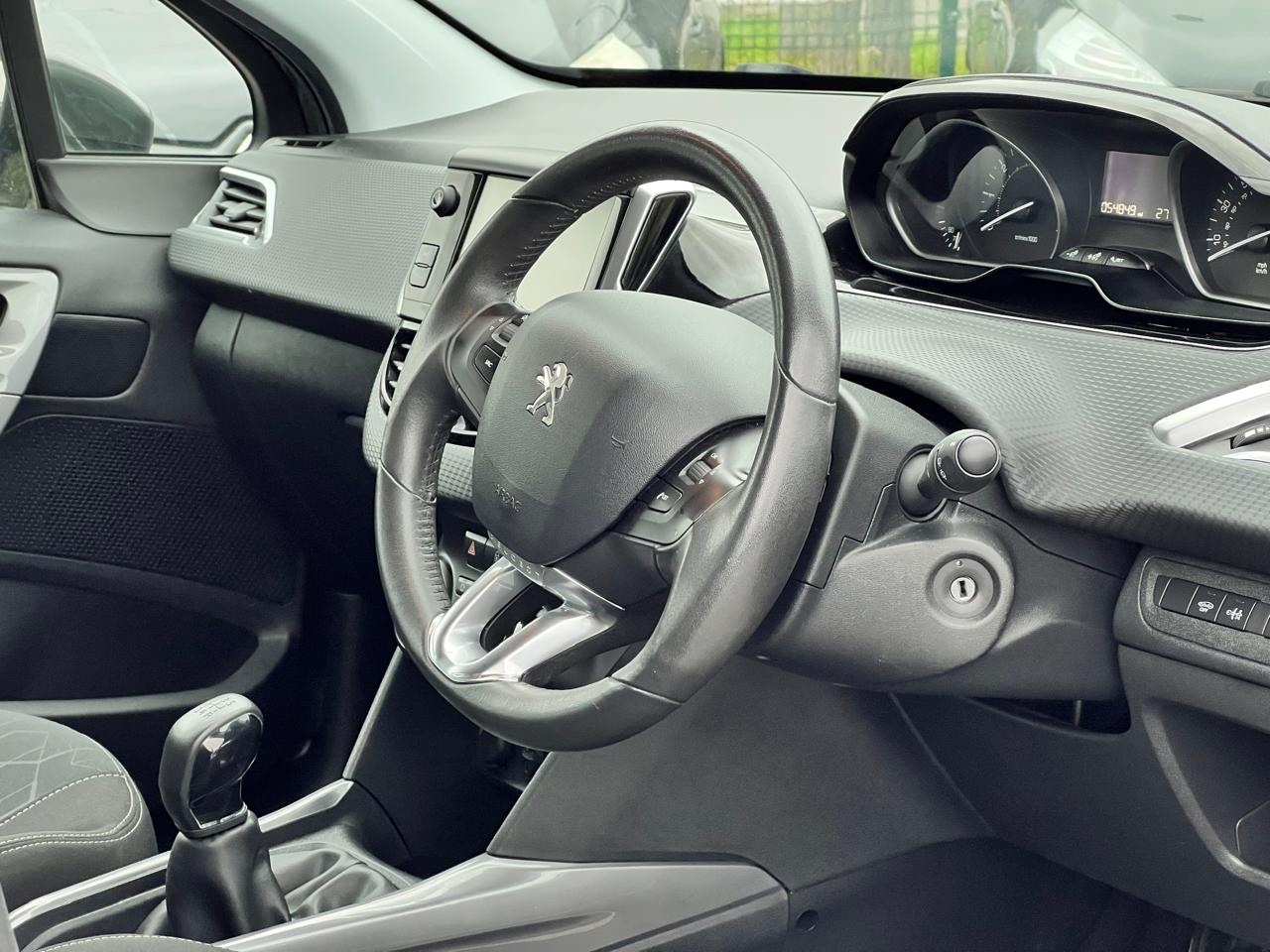 Used Peugeot 2008 2016 for sale - 78081965: Photo 11