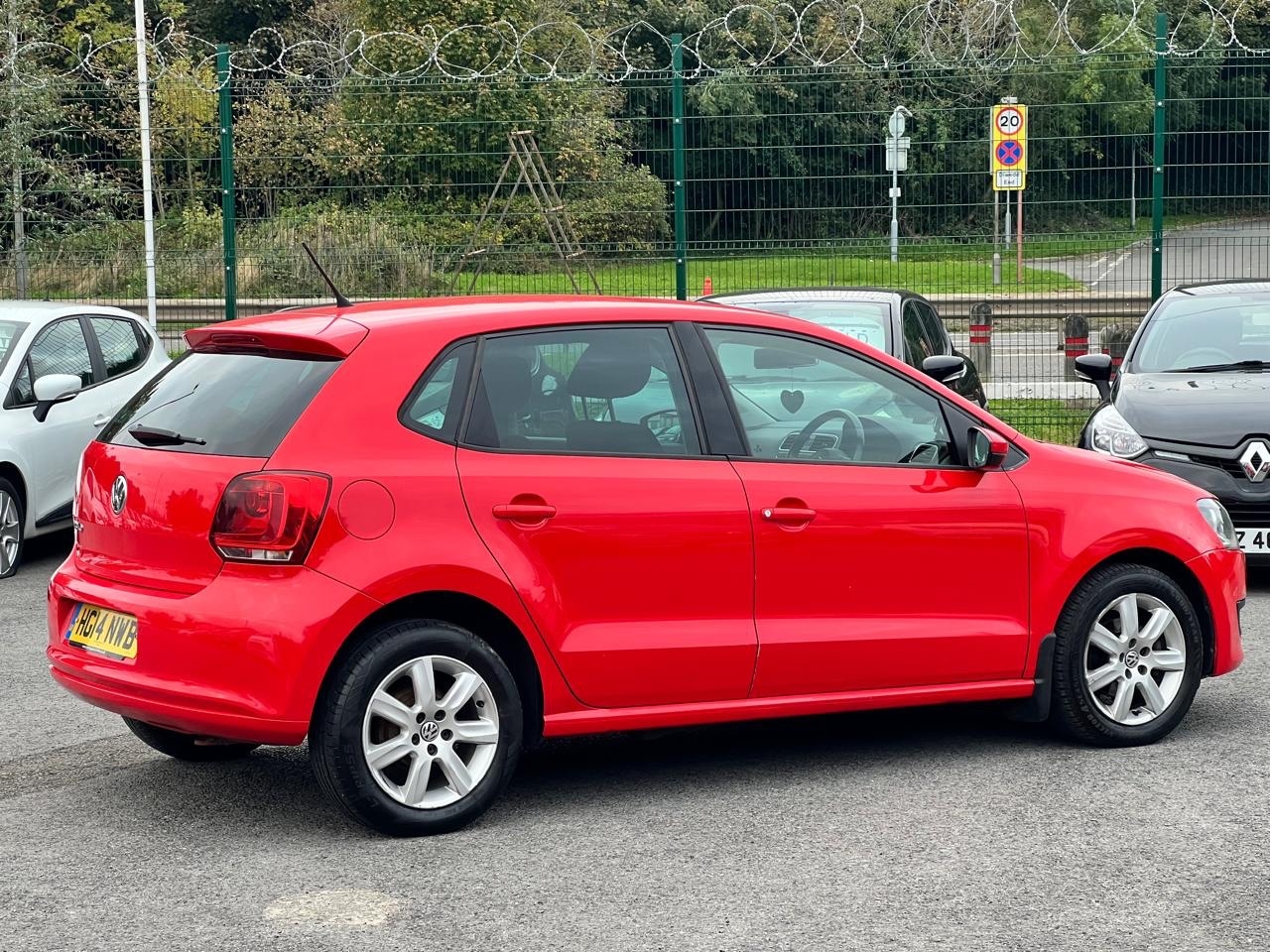 Used Volkswagen Polo 2014 for sale - 78163823: Photo 4