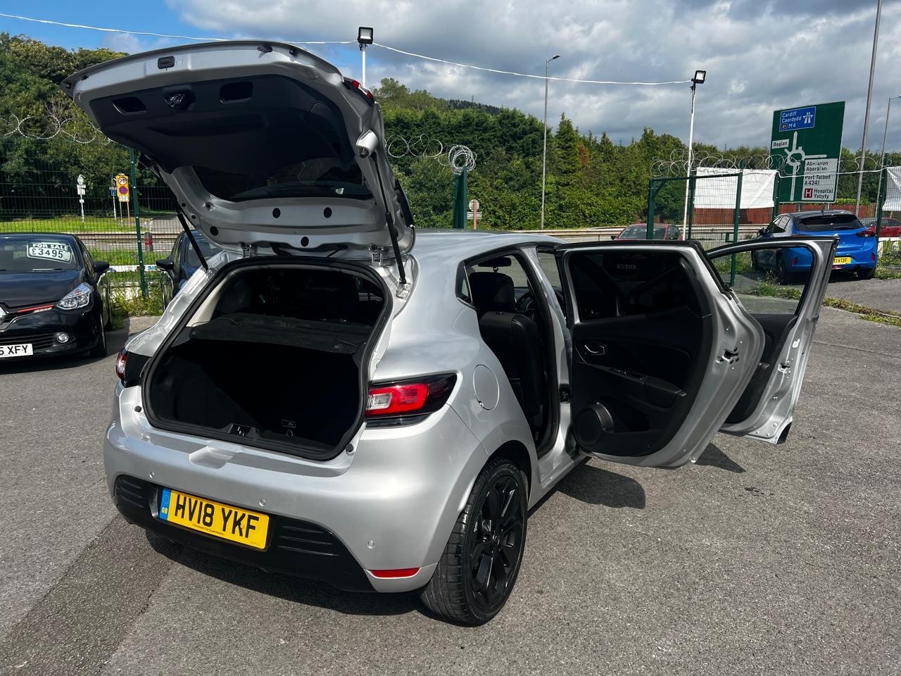 Used Renault Clio 2018 for sale - 76364368: Photo 14