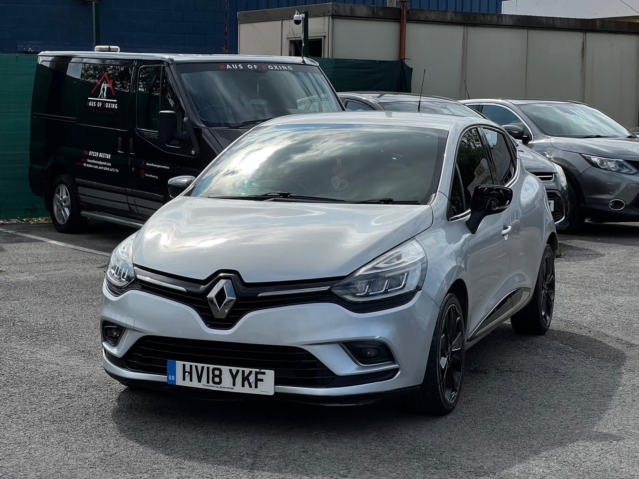 Used Renault Clio 2018 for sale - 76364368: Photo 7