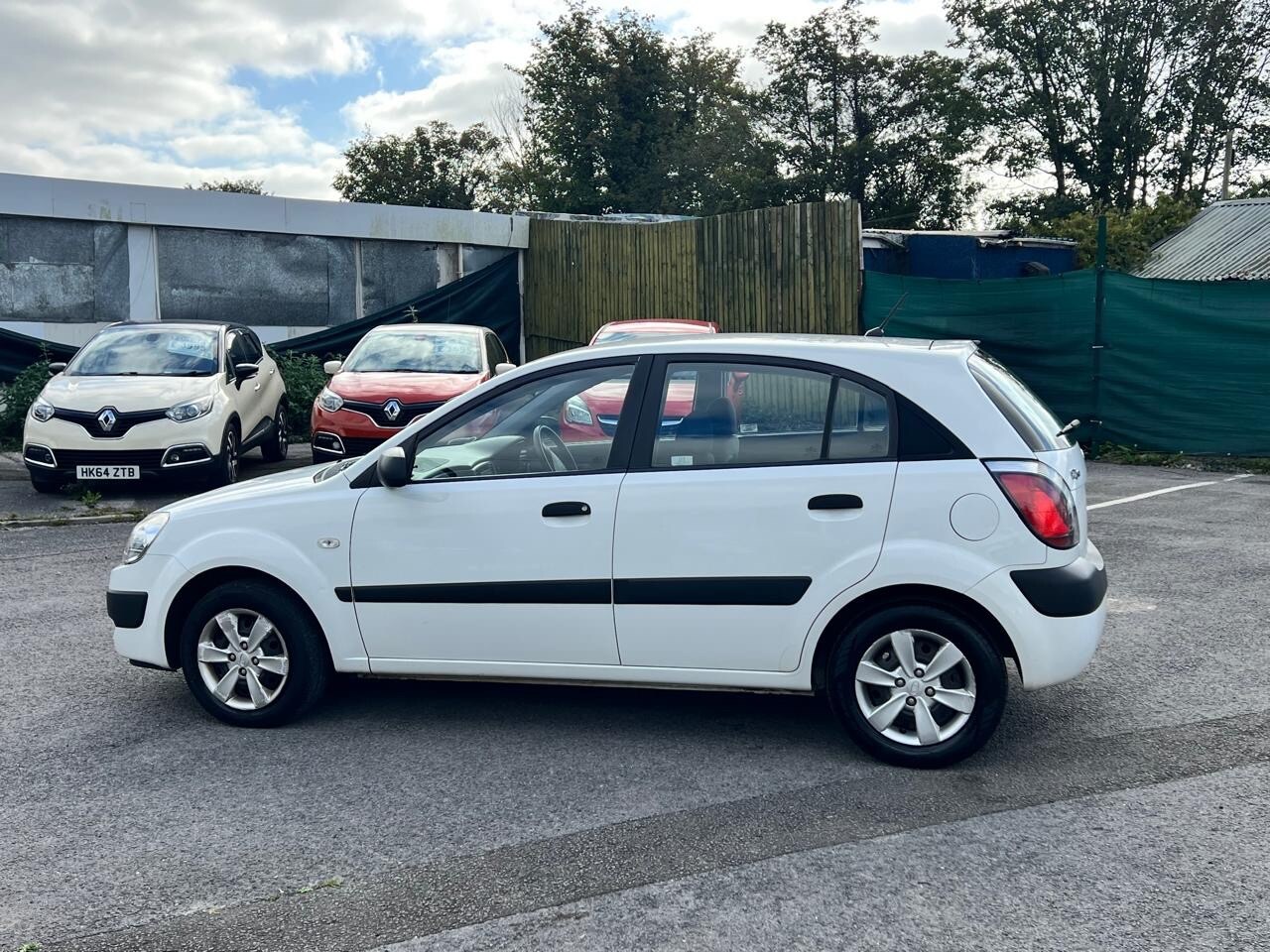 Kia Rio 2009 - 1.4 5dr - Image 11