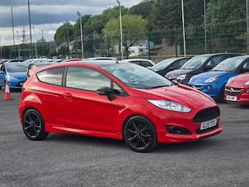Used Ford Fiesta 2015 for sale - 78476908: Photo