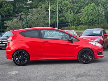 Used Ford Fiesta 2015 for sale - 78476908: Photo