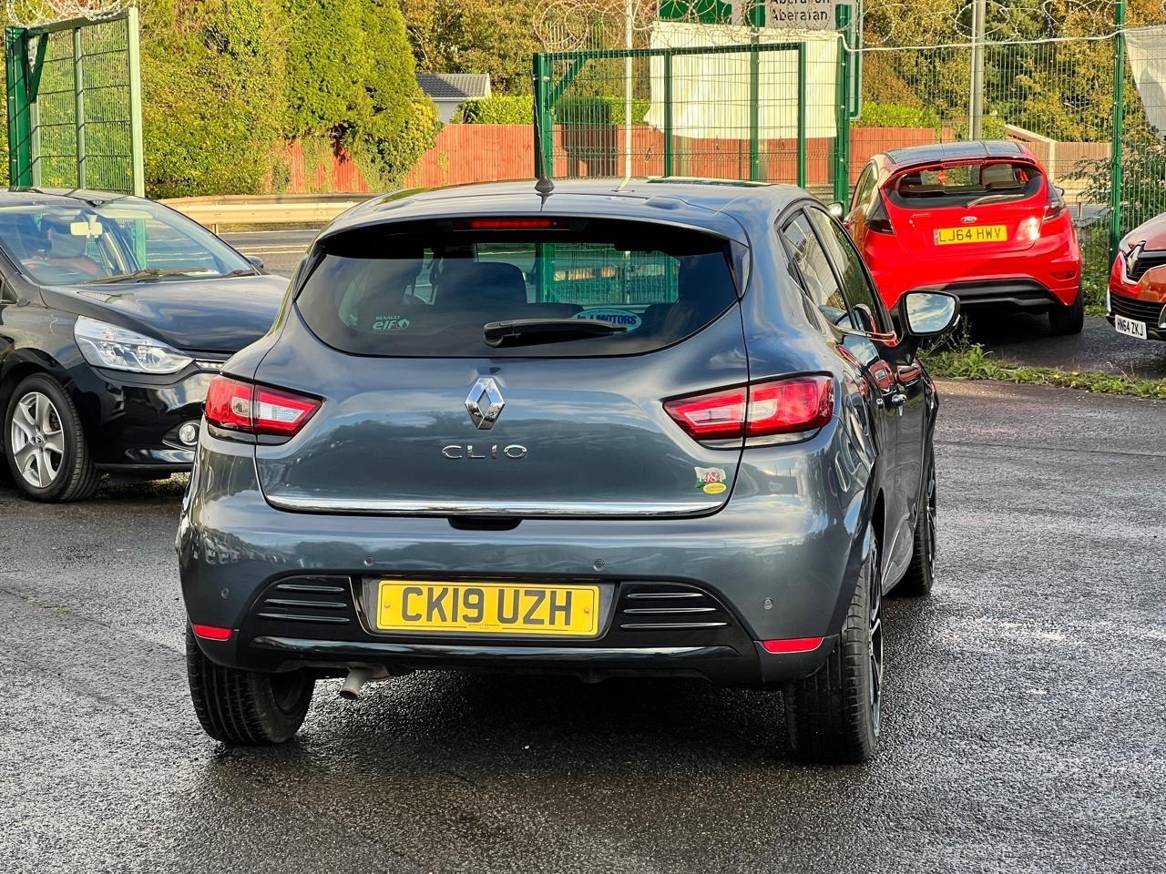 Used Renault Clio 2019 for sale - 76403181: Photo 3