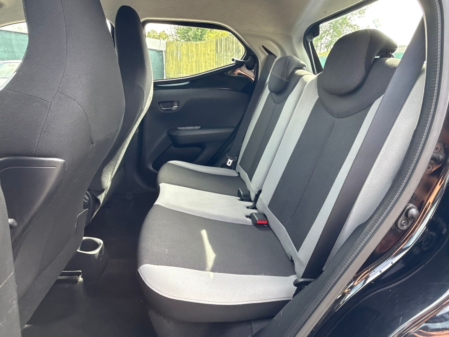 Used Toyota AYGO 2015 for sale - 77207569: Photo 18